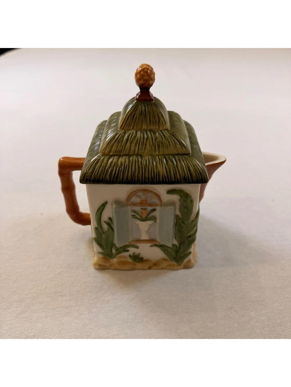 Lenox British Colonial Figural Creamer & Lid Chuck Fischer